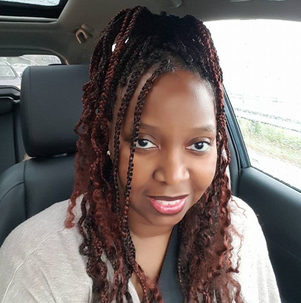 Meet your Posher, Latanya